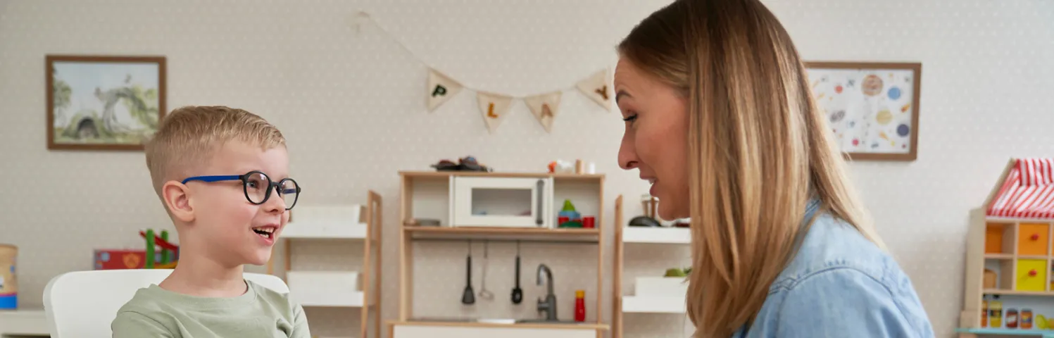 Chaque année, les puéricultrices du Département testent près de 11 000 enfants de classes de maternelle, âgés de 3 à 4 ans.