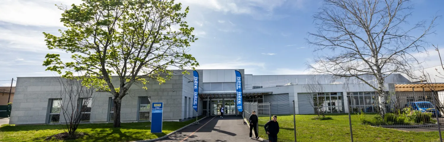 Collège Georges Brassens à Pont-Évèque