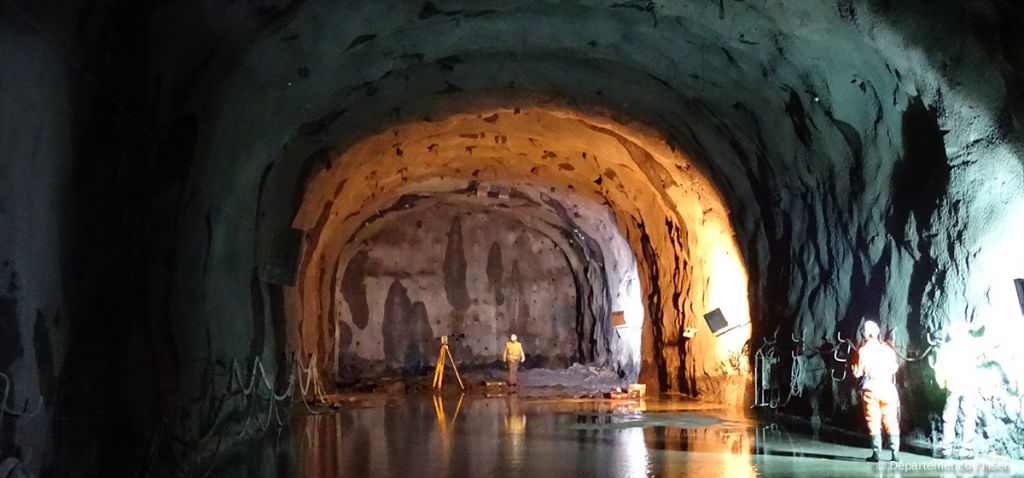 Travaux du tunnel du Chambon - Inspection du tunnel