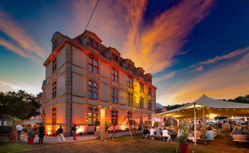 Photographie du château Louis XI à La Côte Saint André