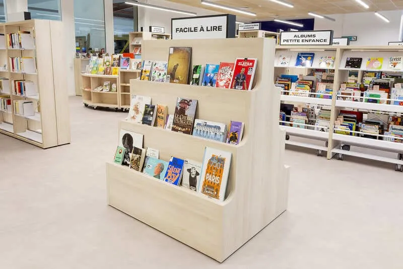 Présentoir de livres facile à lire